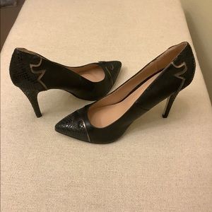 Spectator Pumps